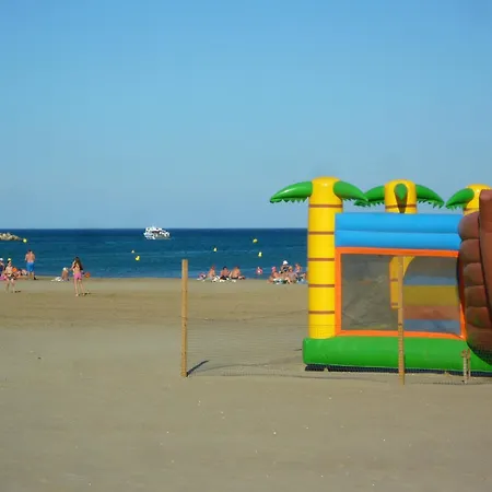 T2 Renove Climatise Avec Parking Prive A 450m De La Plage, Ideal Pour 4 Pers. - Fr-1-797-8