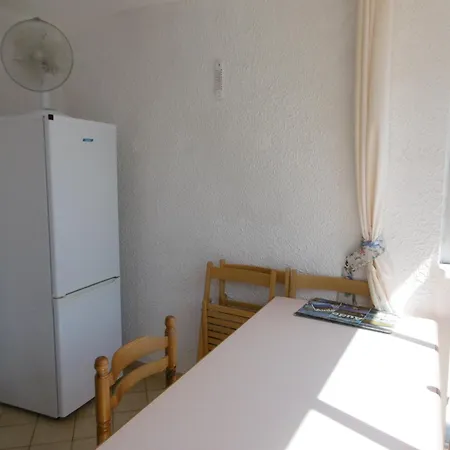 T2 Renove Climatise Avec Parking Prive A 450m De La Plage, Ideal Pour 4 Pers. - Fr-1-797-8